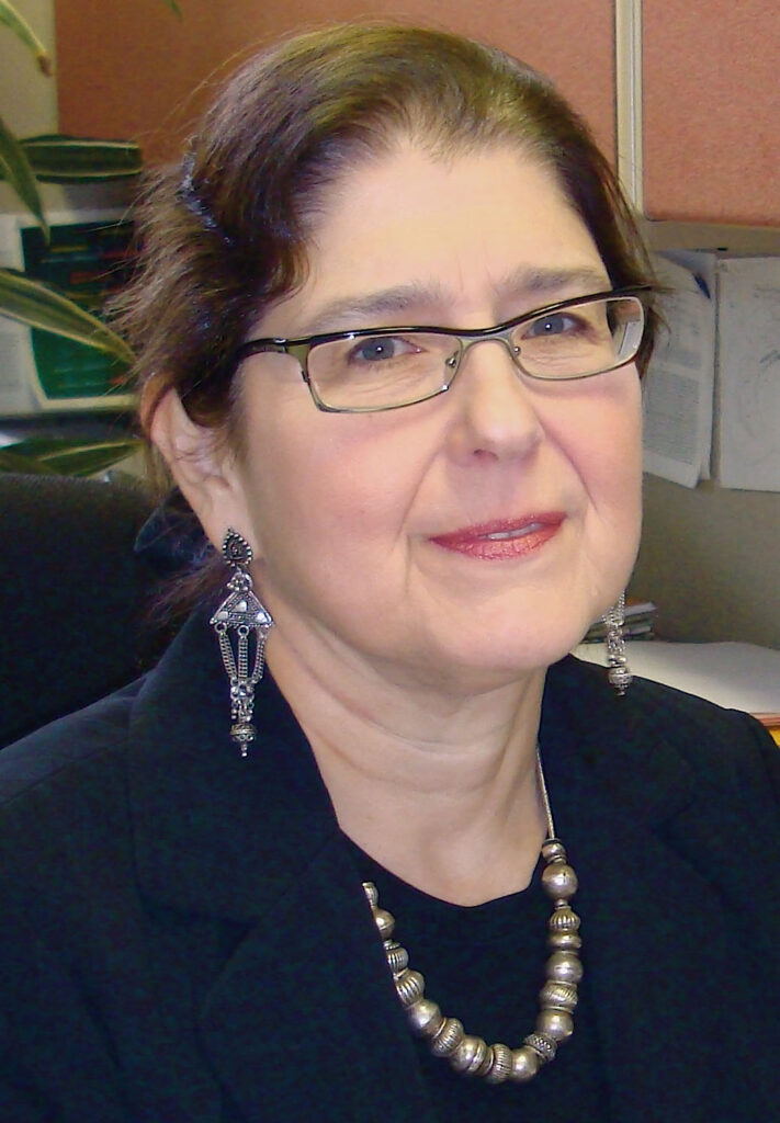 Dr Efrat Levy